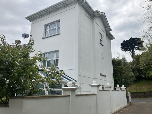 Render Cleaning Services