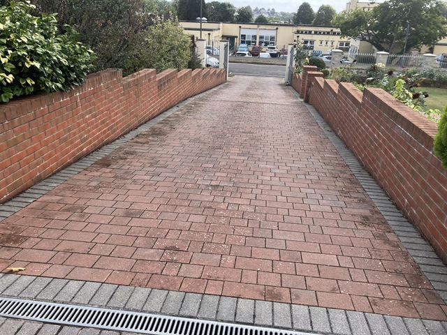driveway-cleaning-4