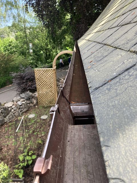 Gutter After Clean